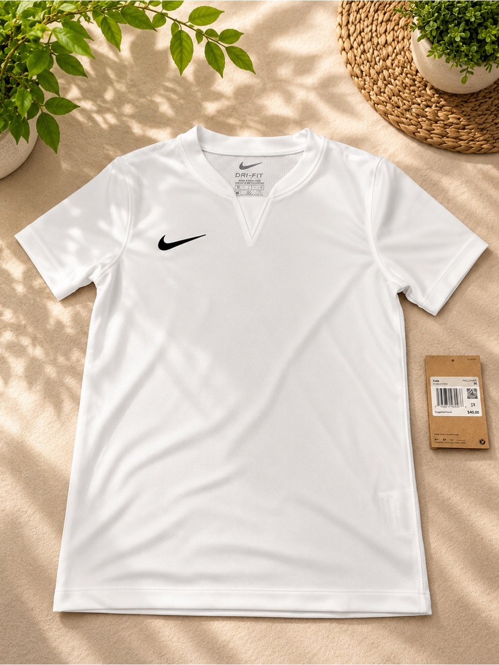 Nike White & Black Toddler Short-Sleeve Athletic Tee. XS (T shirt only) - Picture 2 of 4